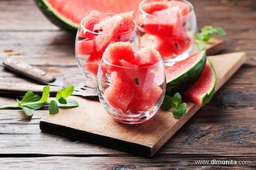 怀念夏天吃瓜视频下载,重温那段甜蜜的回忆